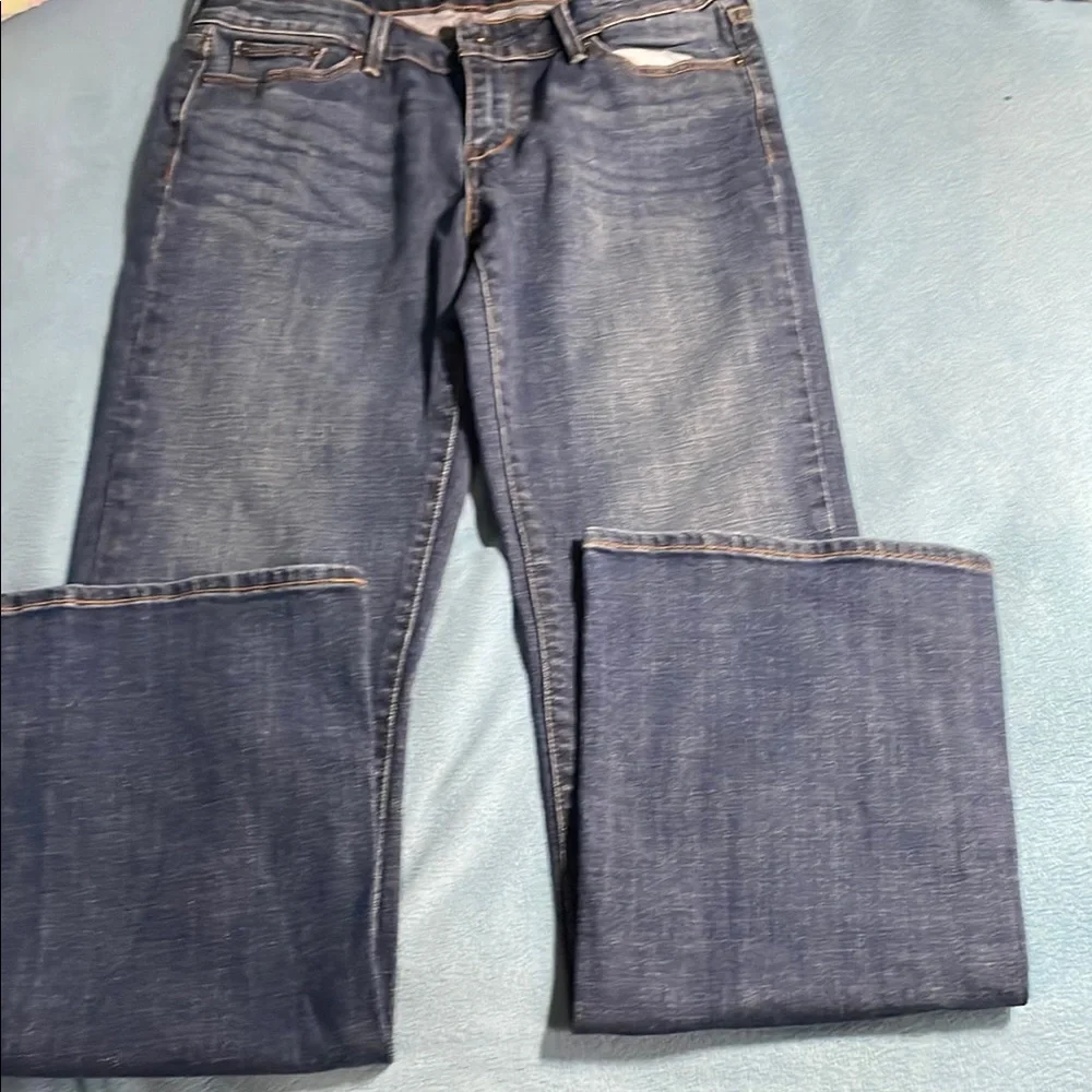Levi’s size 6/28 Long bootcut jeans - Picture 1 of 6